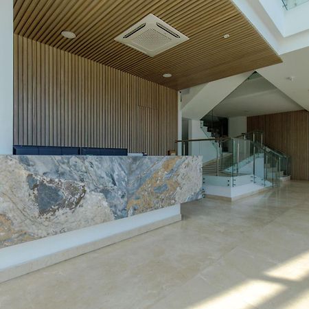 Apartamentos Cartagena Marbella Suite ภายนอก รูปภาพ